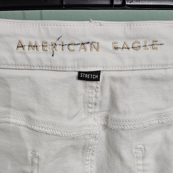 American Eagle Curvy Mom Jean White size 20 Long EUC - Picture 6 of 12